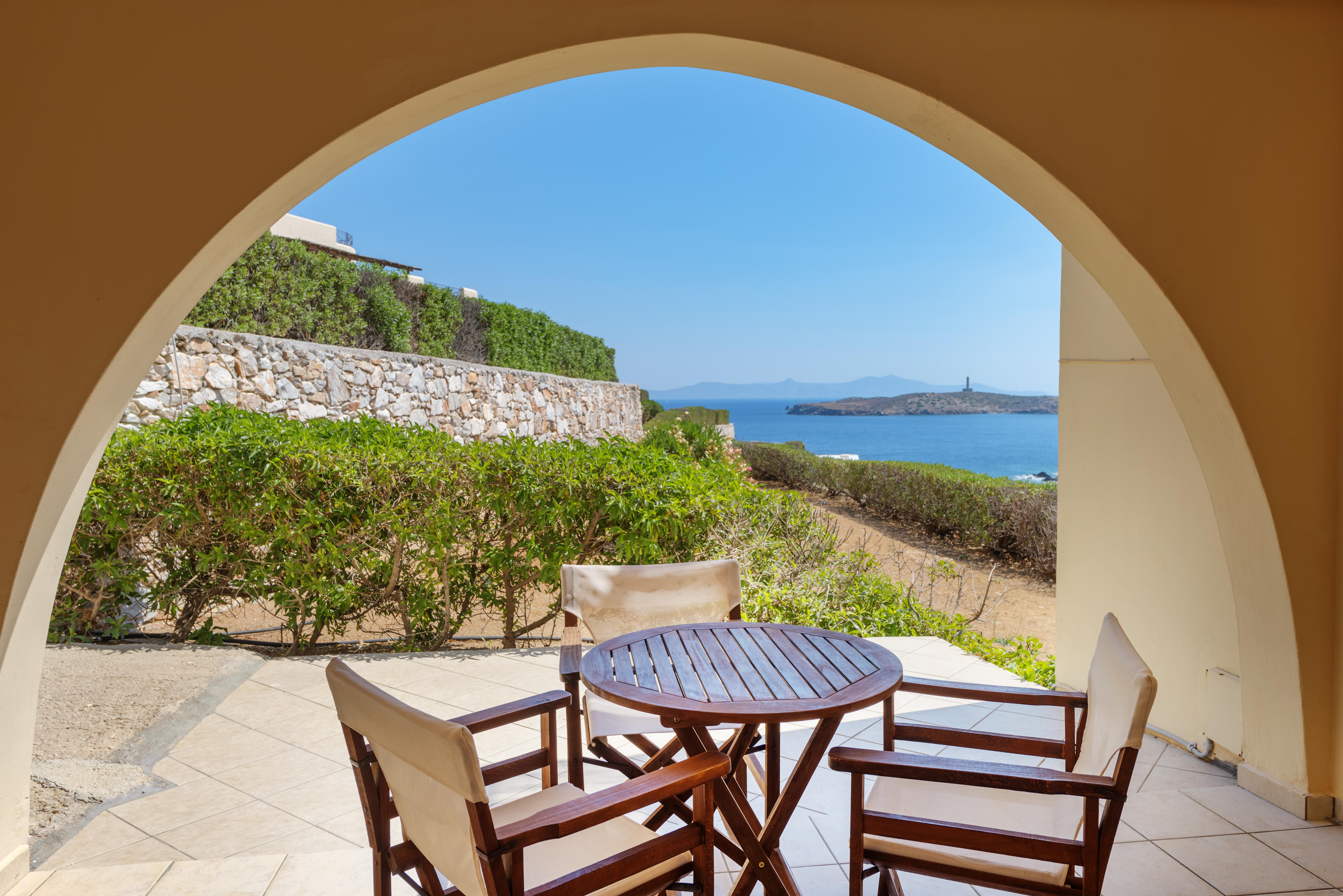Sunrise Beach Suites Азолимнос Экстерьер фото