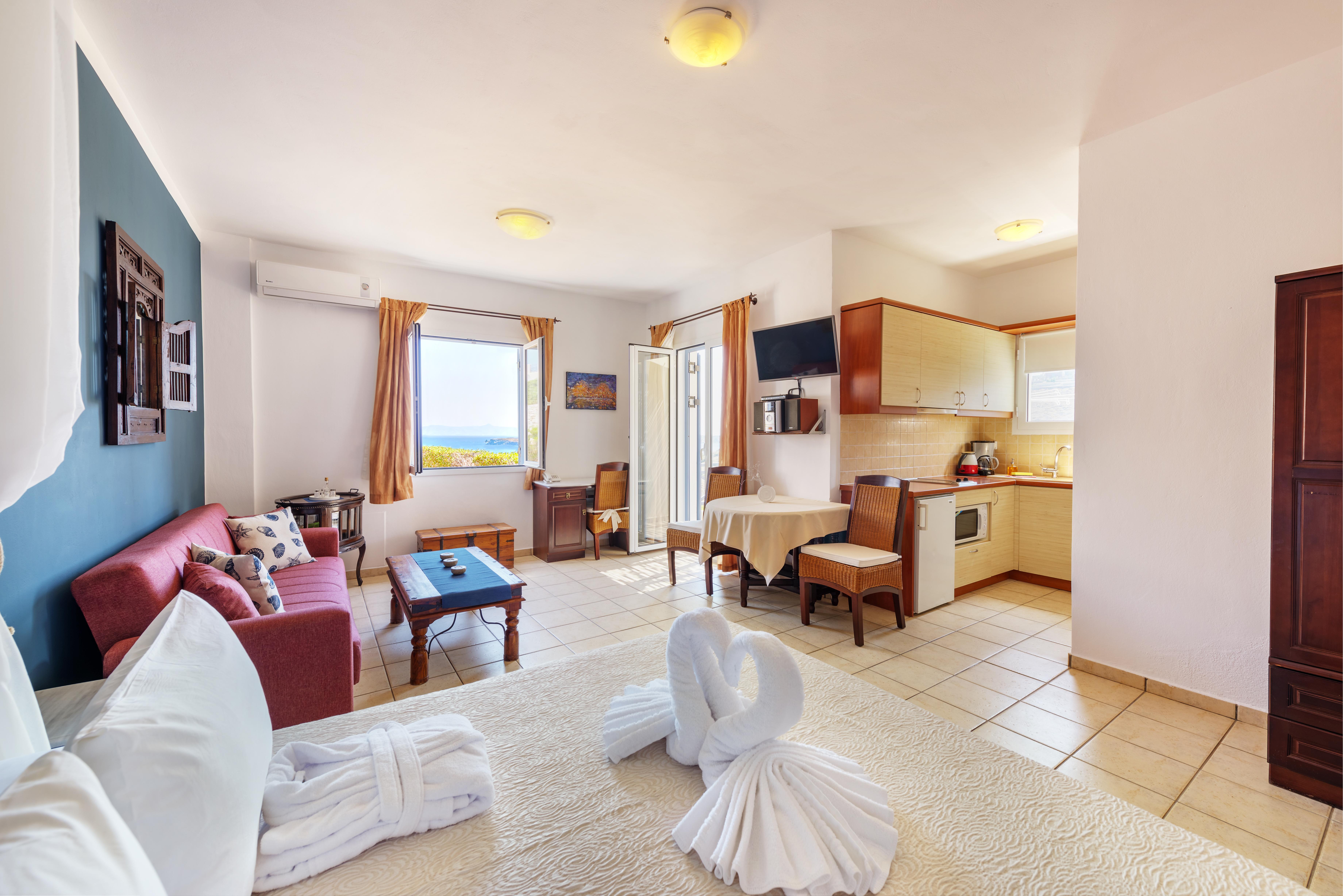 Sunrise Beach Suites Азолимнос Экстерьер фото