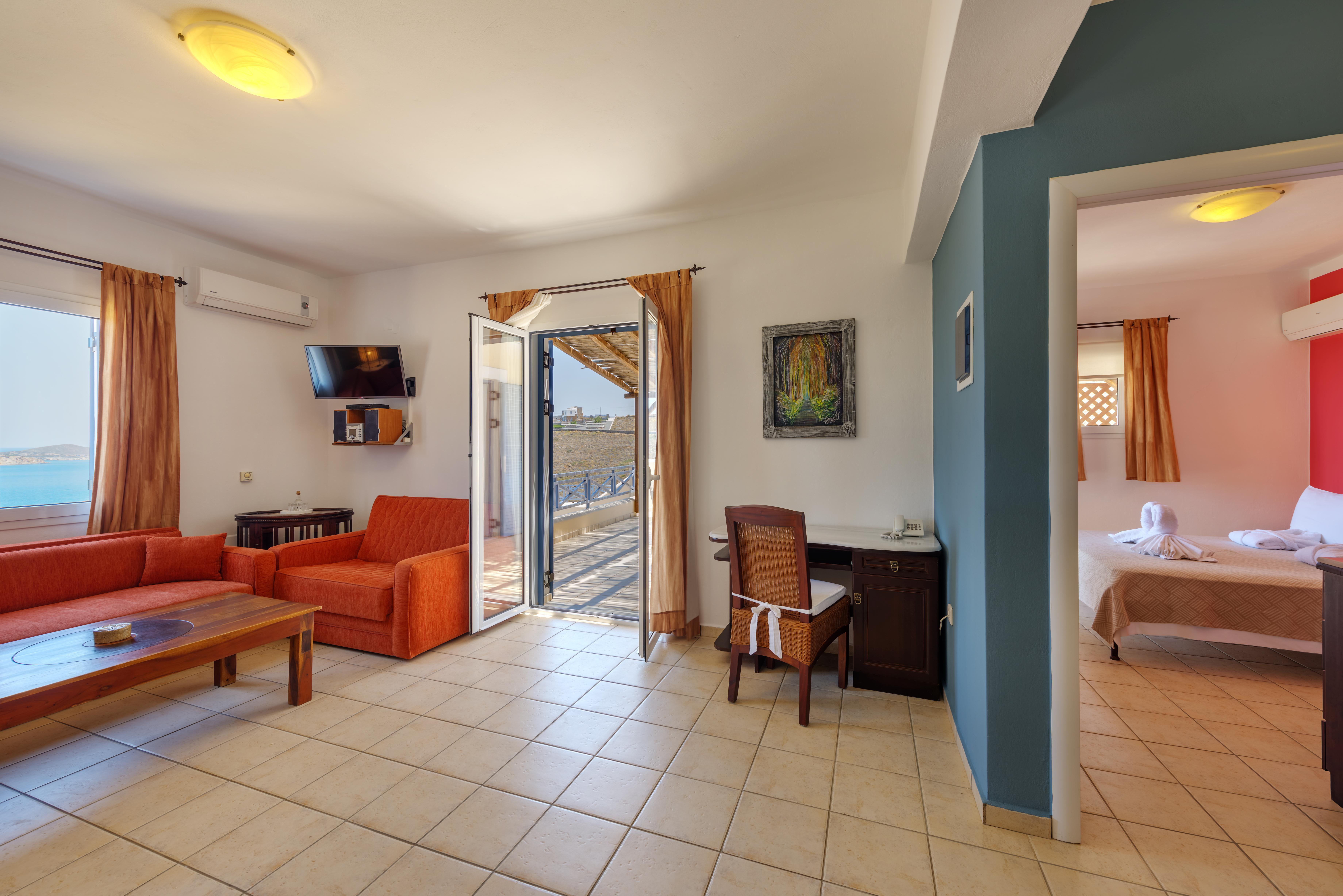 Sunrise Beach Suites Азолимнос Экстерьер фото