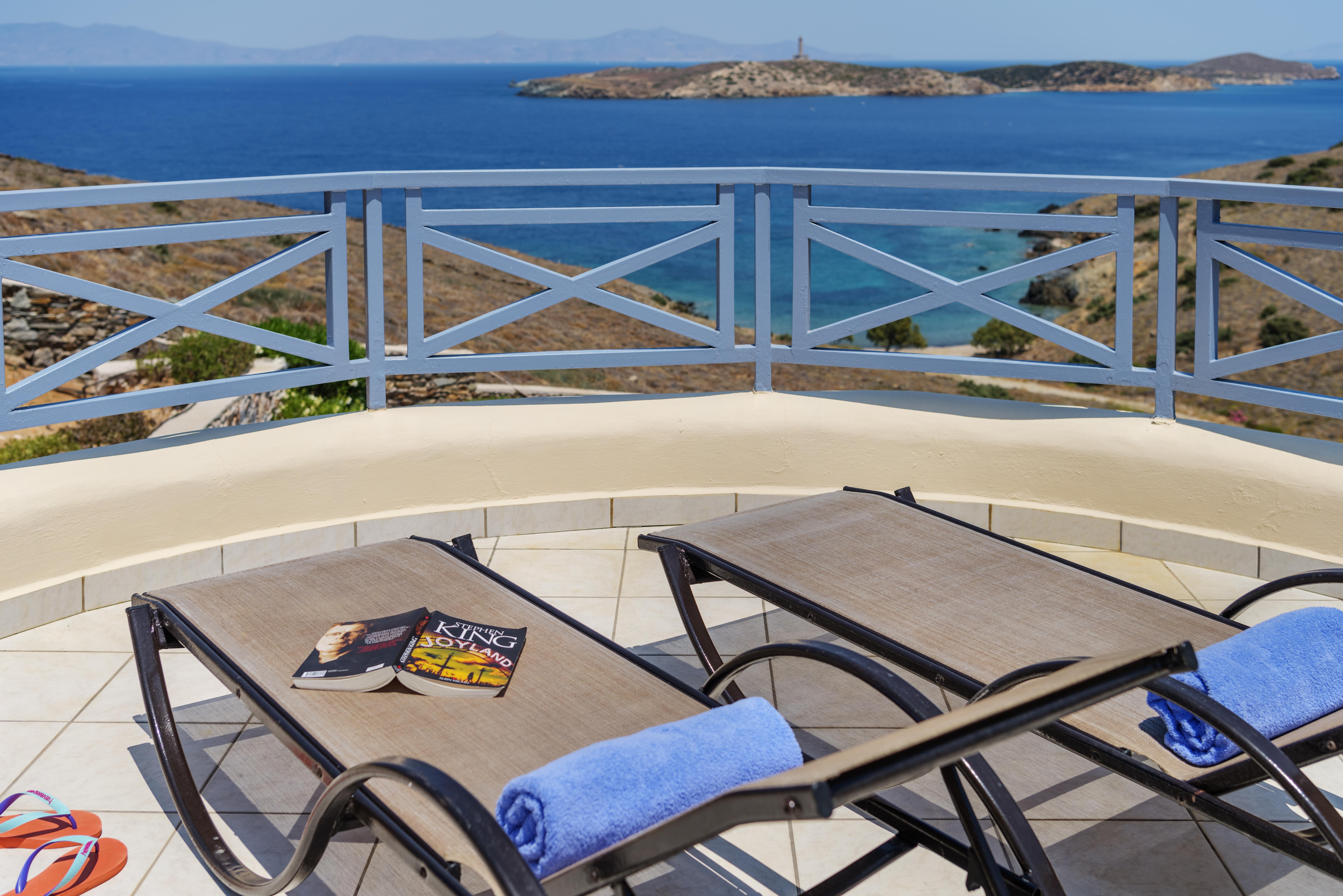 Sunrise Beach Suites Азолимнос Экстерьер фото