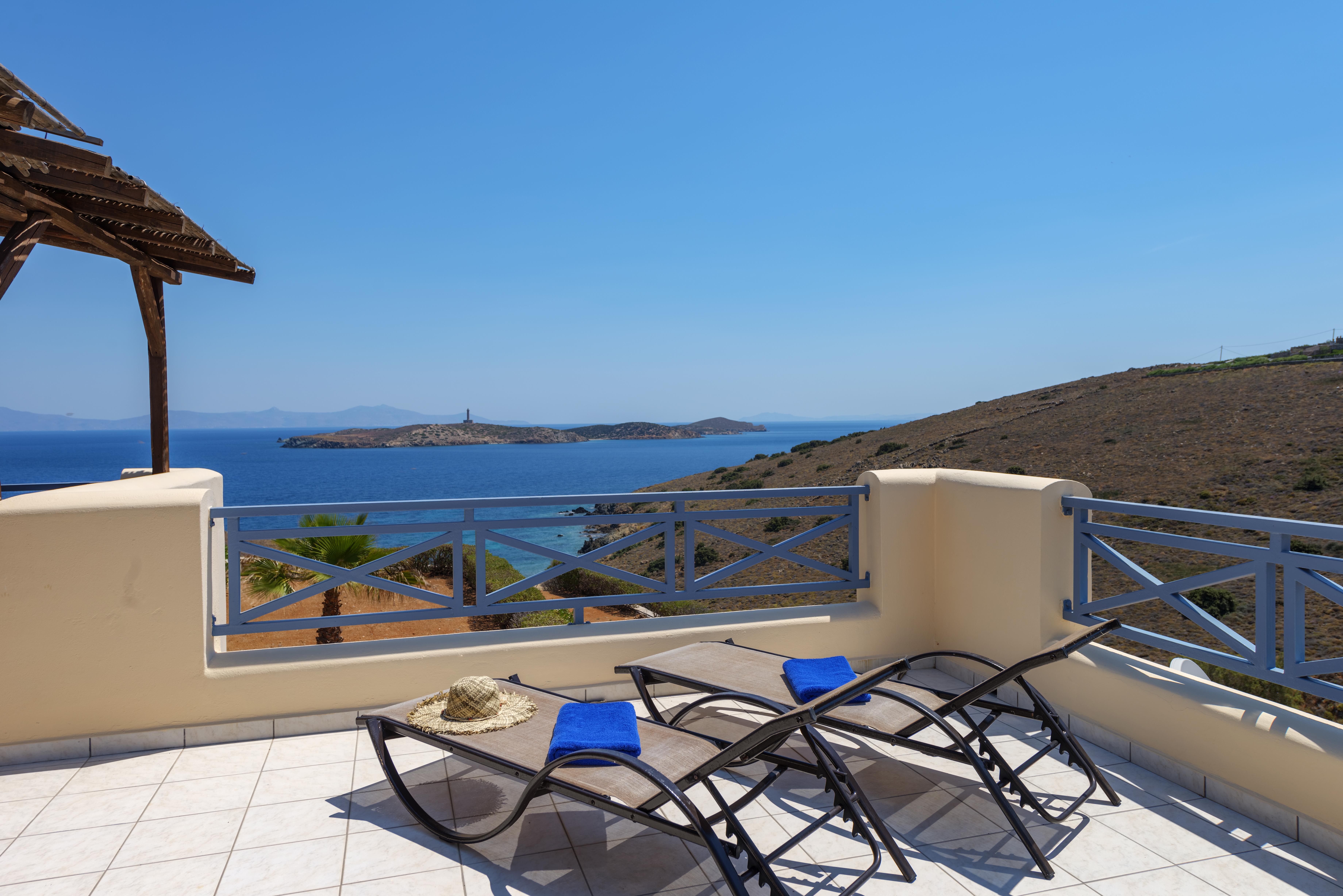 Sunrise Beach Suites Азолимнос Экстерьер фото