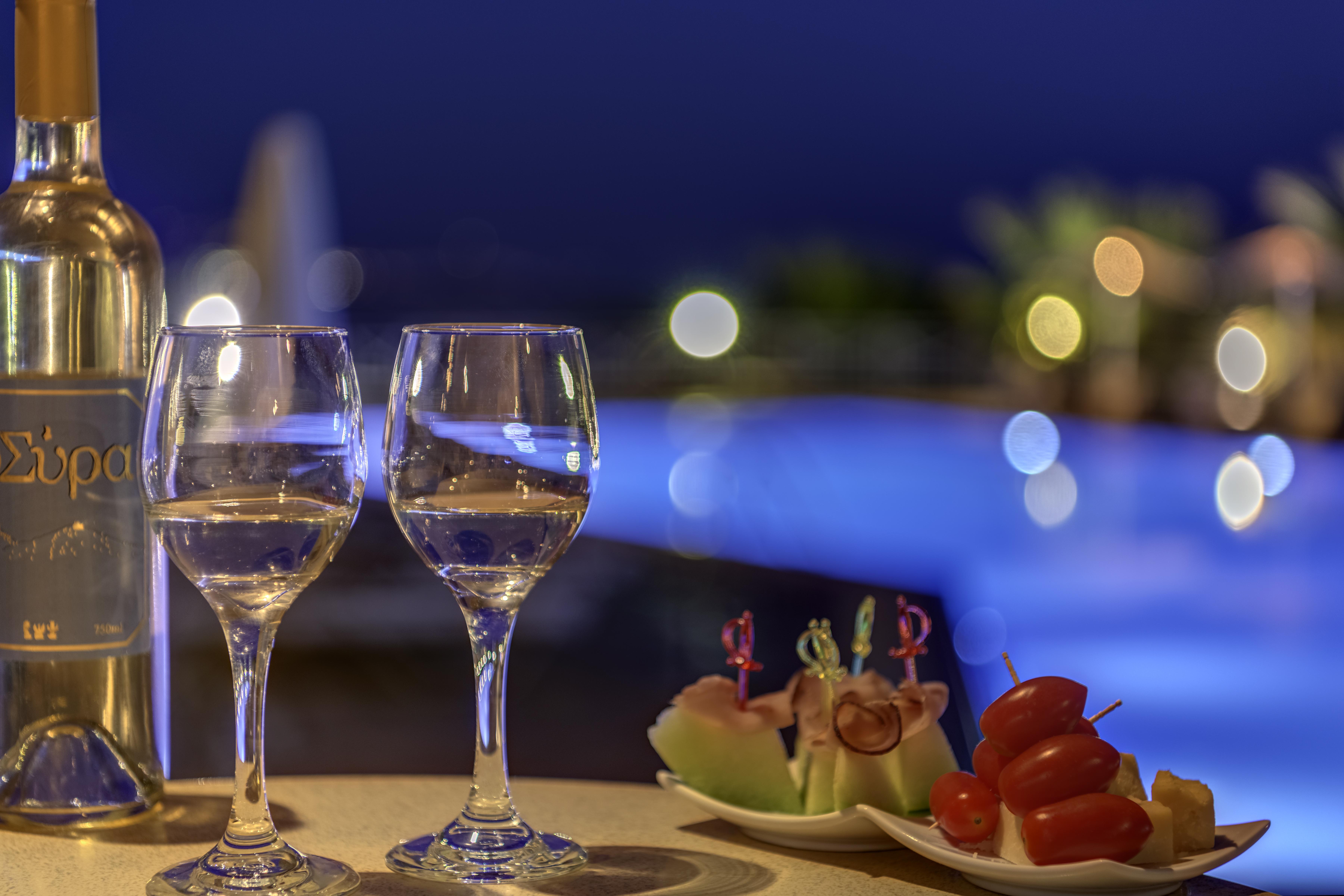 Sunrise Beach Suites Азолимнос Экстерьер фото