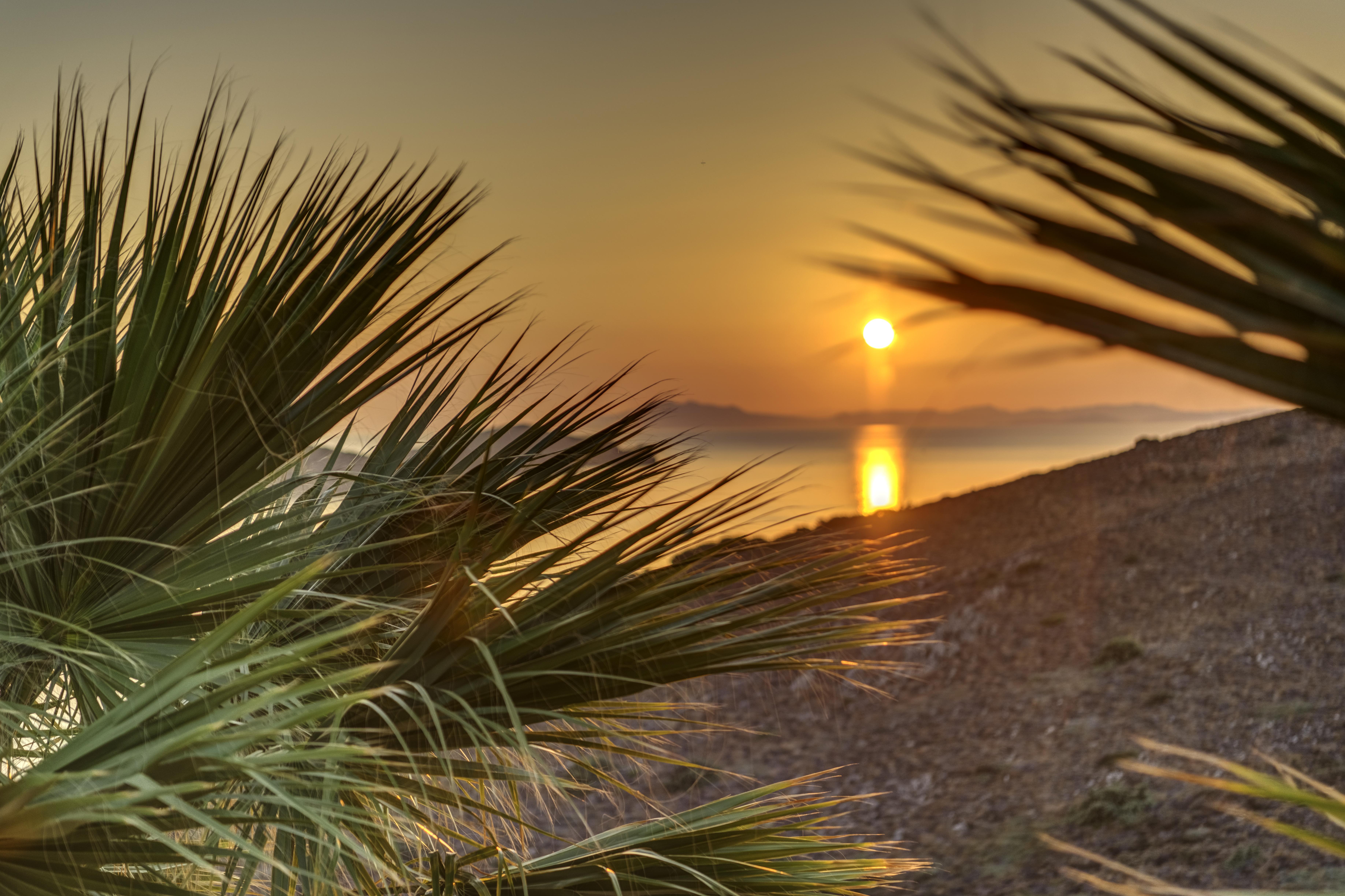 Sunrise Beach Suites Азолимнос Экстерьер фото